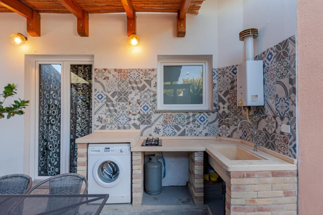 Uliveto' S Apartment Elmas Bagian luar foto