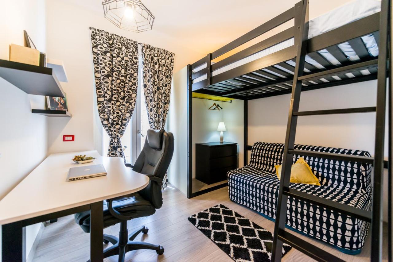Uliveto' S Apartment Elmas Bagian luar foto
