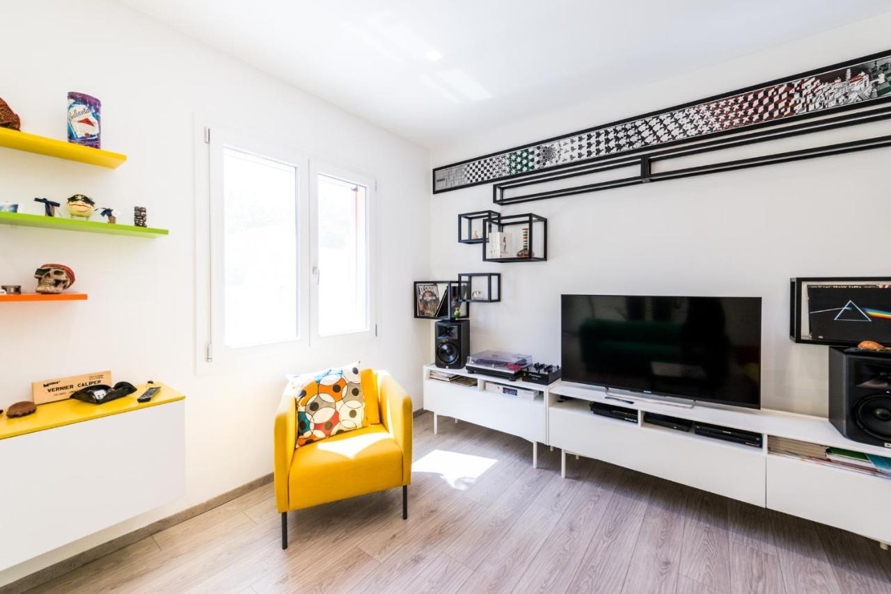 Uliveto' S Apartment Elmas Bagian luar foto